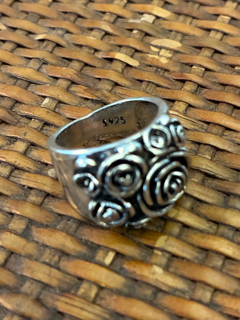 Vintage 925 Sterling Silver Wide Band Ring 3D Rose Cluster Statement Boho Size 9